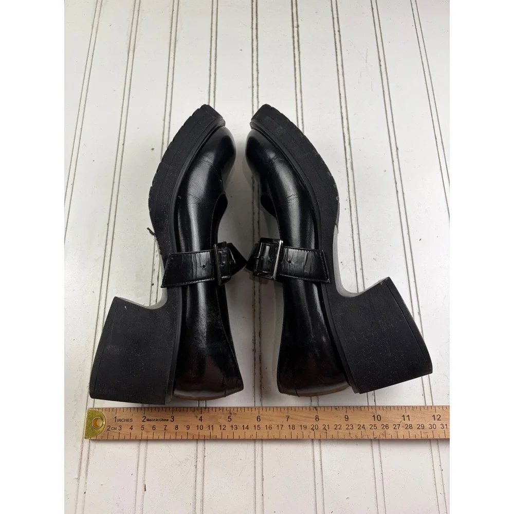 Steve Madden elevate your